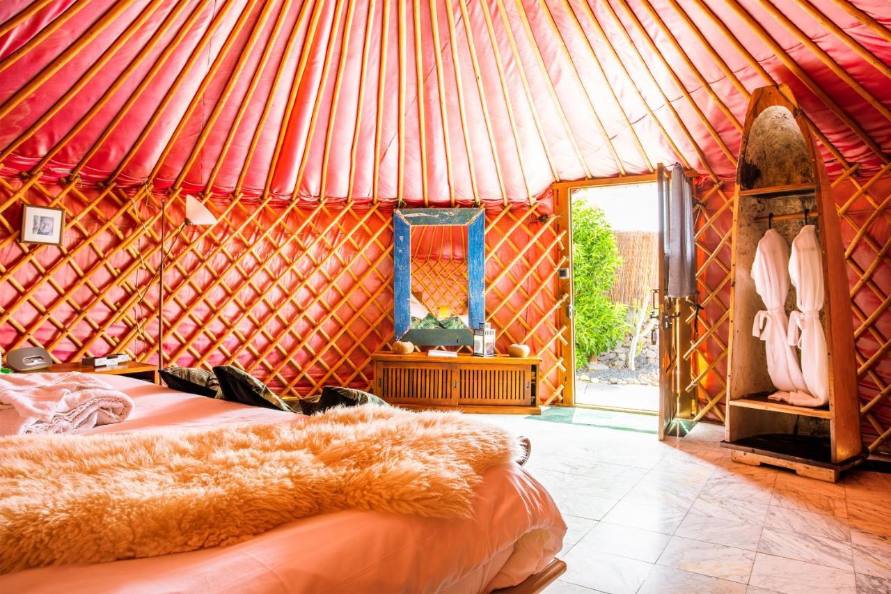 Finca De Arrieta Village - Yurts And Stone Cottages - Shared Pool - Walking Distance To Arrieta Beach - Eco Friendly Tabayesco Kültér fotó
