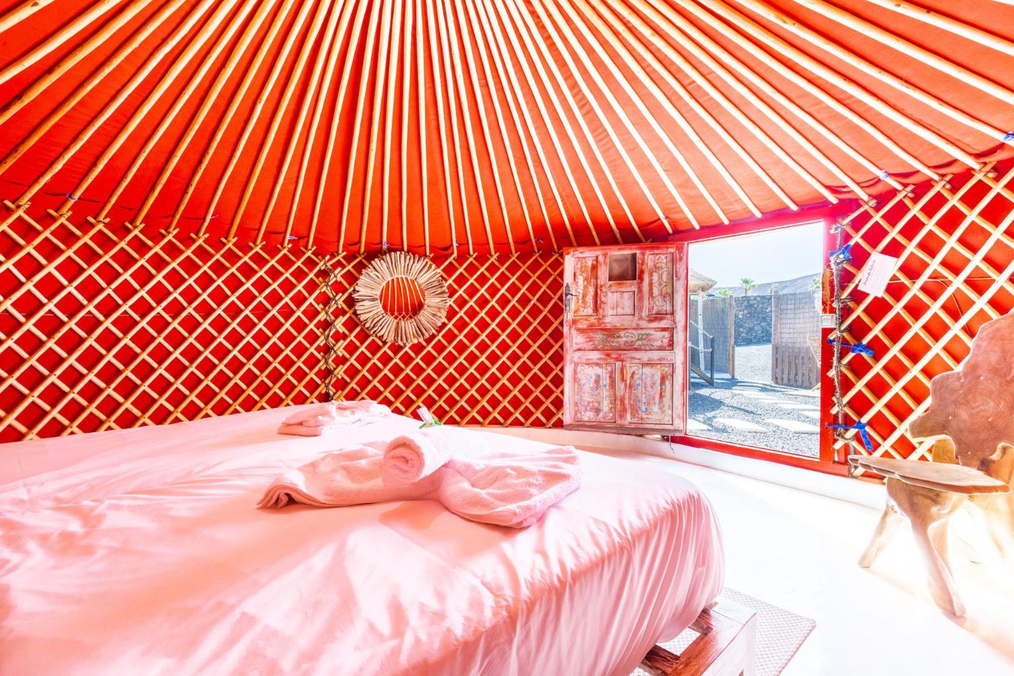 Finca De Arrieta Village - Yurts And Stone Cottages - Shared Pool - Walking Distance To Arrieta Beach - Eco Friendly Tabayesco Kültér fotó